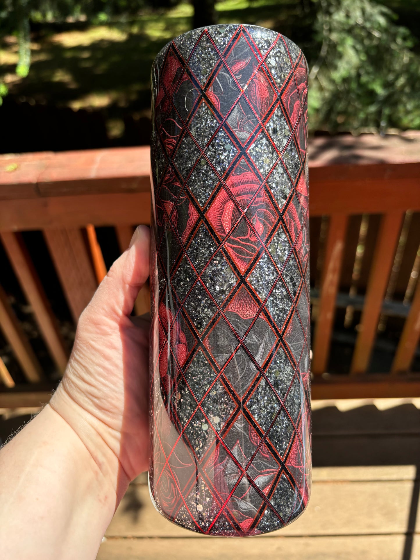 30 ounce Skinny Black Rose