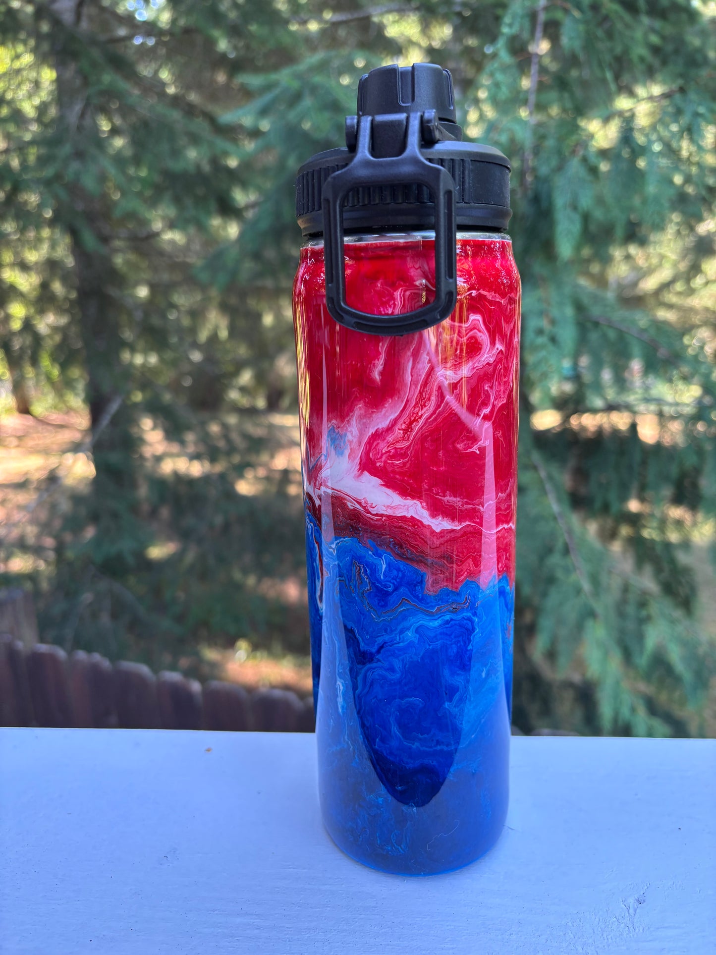 25 ounce Duo Hydro Red, White, Blue Soldier/Flag